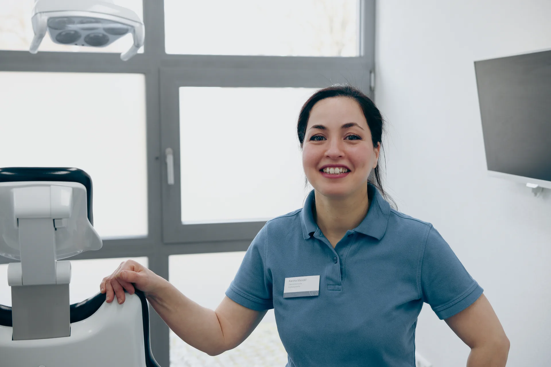 Karima Maoukil, Prophylaxe-Fachkraft Zahnarztpraxis Wolfbusch Stuttgart