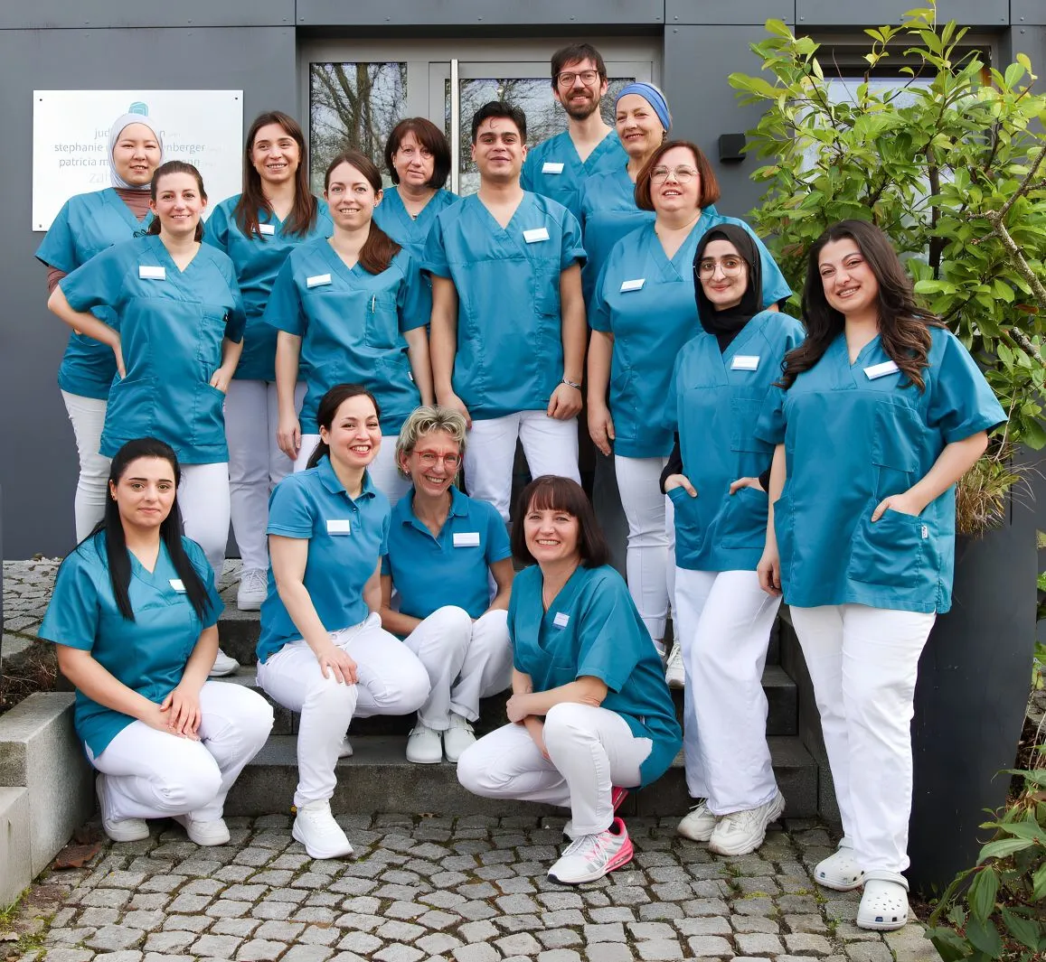 Team Zahnarztpraxis Judith Hertlein im Wolfbusch Stuttgart-Weilimdorf